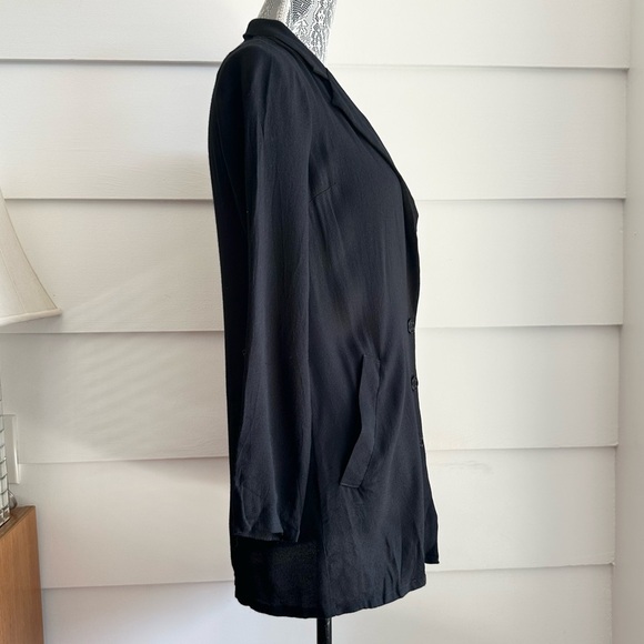 Reformation Relaxed Black Blazer Rayon Blend size 0 - Picture 4 of 9